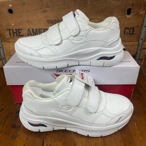 Skechers Arch Fit Women's Size 5 Best Step White Hook and Loop Shoes Comfort